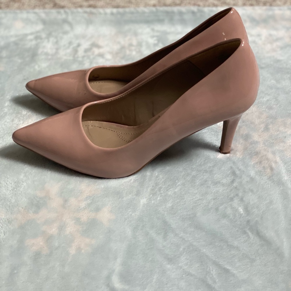 Pink high heels